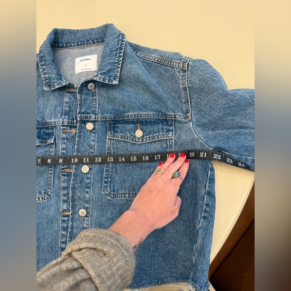 Old Navy Blue Jean Jacket Classic Style - Picture 6 of 7